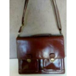 Mooie vintage leren leer tas schoudertas bruin 35x30x6