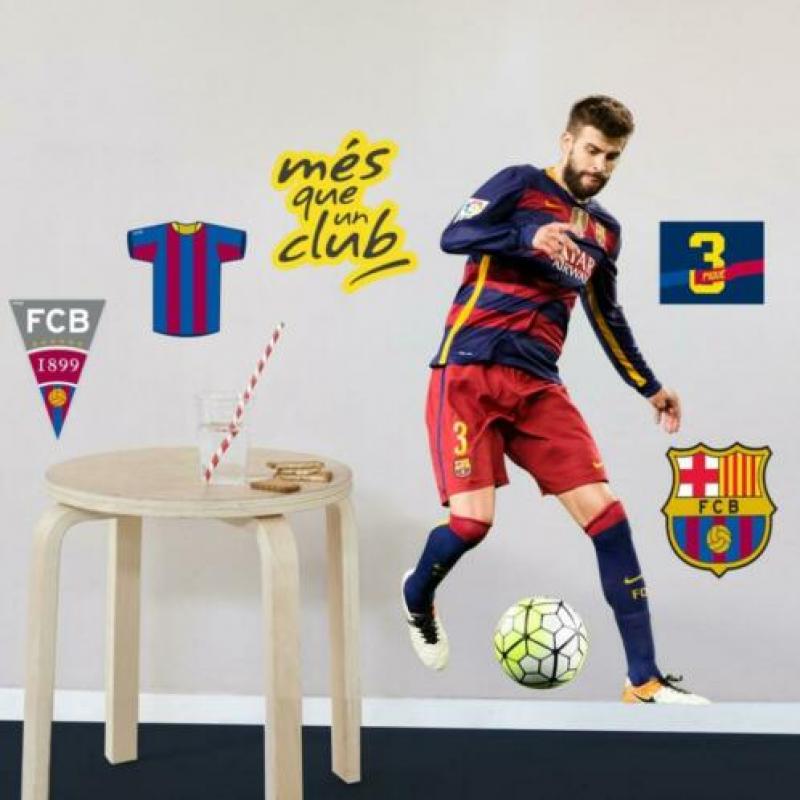 Iniesta muursticker, Voetbal muursticker nu 25% korting