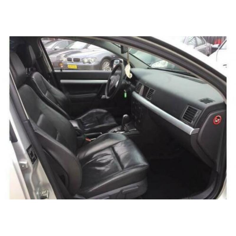 Opel Vectra GTS 3.2 V6 Elegance