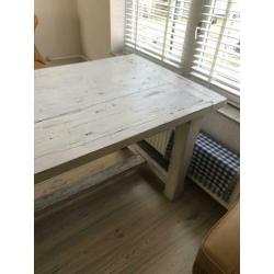 Oude houten tafel