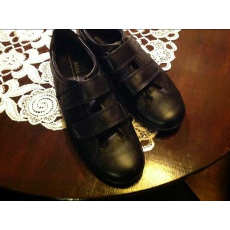 Mooie Ecco schoenen zwart leer.maat 37