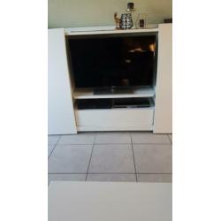 tv kast wit