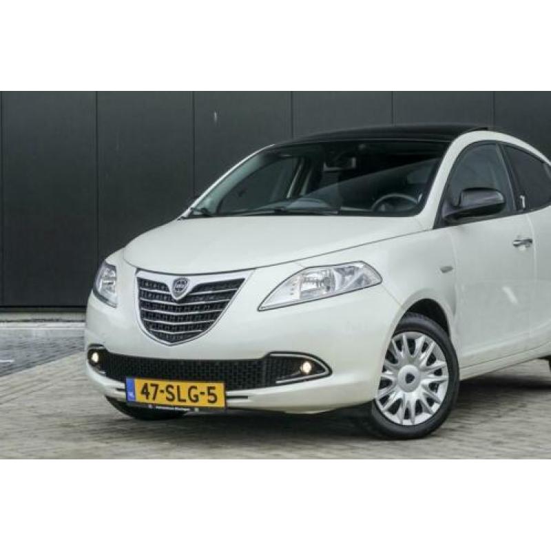 Lancia Ypsilon TwinAir 86 PK Silver ? PANO ? CLIMA ? CRUISE