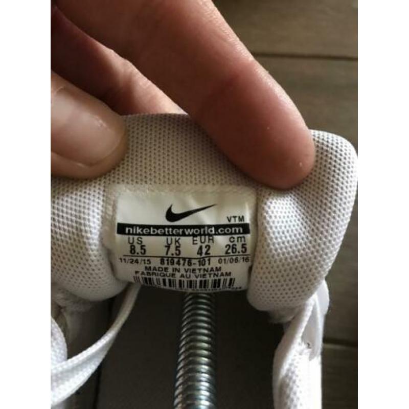 Nike Air Max 1 Ultra Essential 'White & Black' eu42