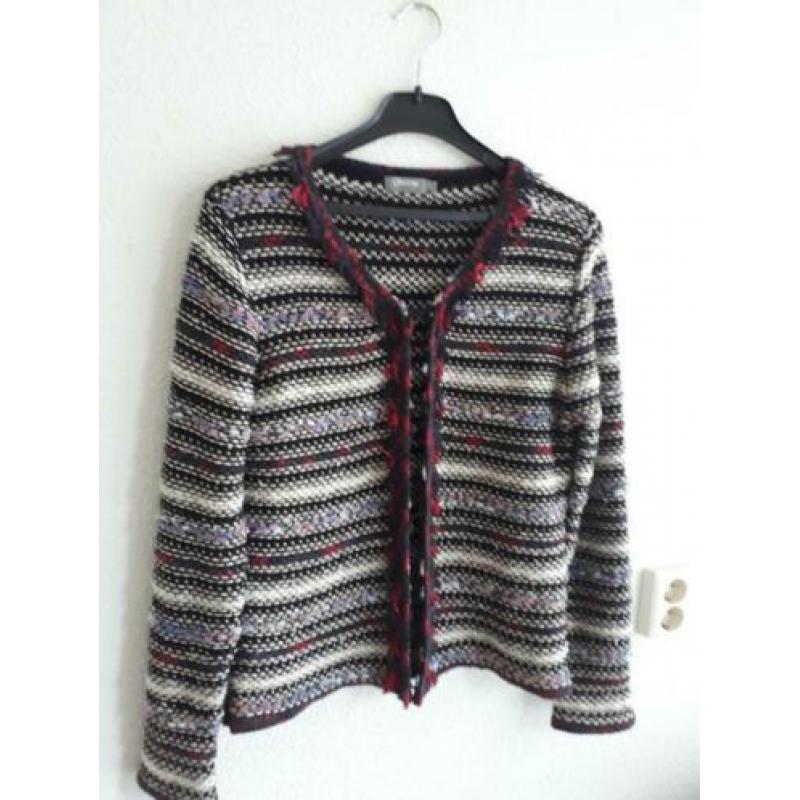 Vest Geisha M oksel-oksell. 52 cm 2 weken gedragen ALS NIEUW