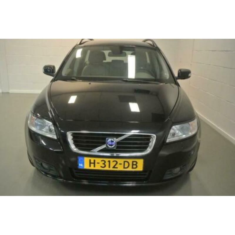 Volvo V50 1.8 Momentum /ECC/ Cruise/ Trekhaak/ Xenon/ bj. 20