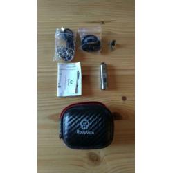 Rovyvon Aurora A4 Titanium EDC zaklamp
