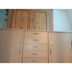 (beukenlook) Dressoir met opbergruimte