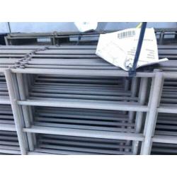90m Gebrand Hekwerk 120cm 8x6x8 - 2e keus palen