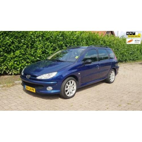 Peugeot 206 SW 2.0 GTI Clima Pano El Ramen APK 04-2020