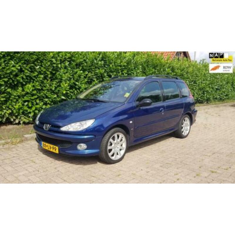 Peugeot 206 SW 2.0 GTI Clima Pano El Ramen APK 04-2020