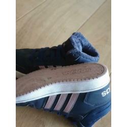 Adidas keurige halfhoge sneakers maat 30 stiek