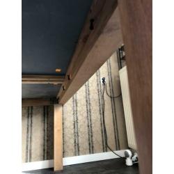 Eettafel blank eiken met lei steen
