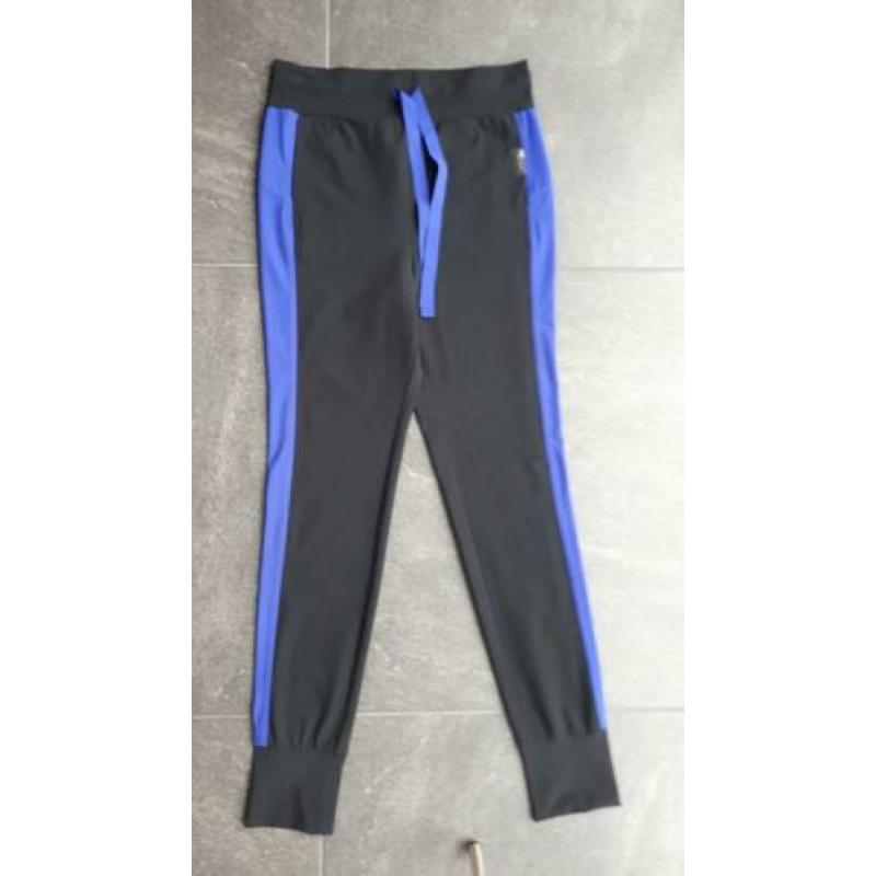 Penn & Ink broek travelstof zwart/paars