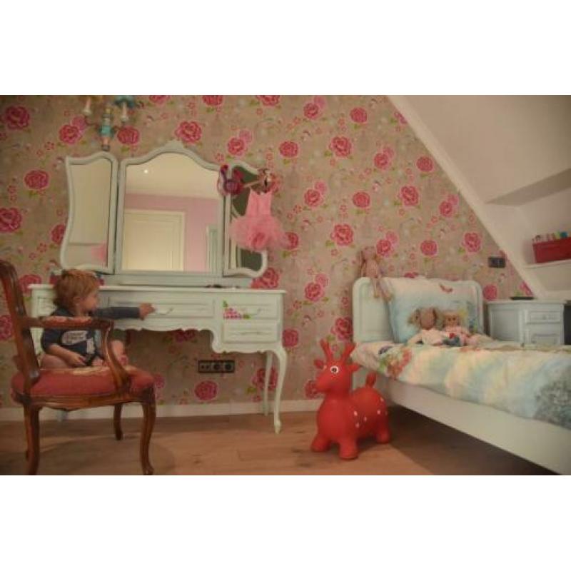 Brocante kaptafel, Happykidsart.