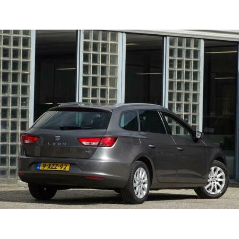 SEAT Leon ST 1.2TSi STYLE LEER PANORAMADAK