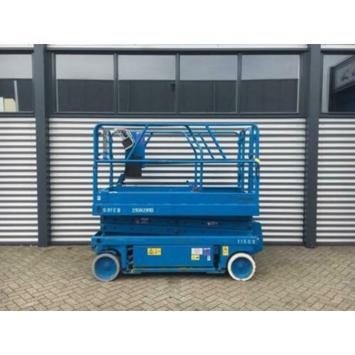 Genie GS2046 hoogwerker schaarhoogwerker 2001 (bj 2001)
