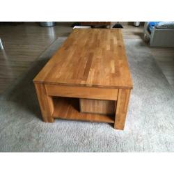 Eiken salon tafel met 2 lades