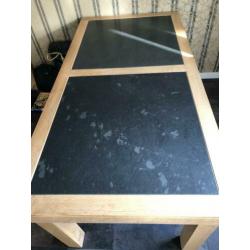 Eettafel blank eiken met lei steen