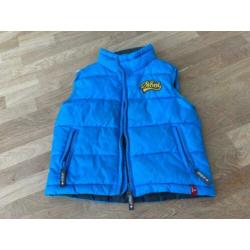 ** Kinder bodywarmer blauw maat 98 € 7,50 **