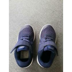 Nieuwe Nike schoenen maat 26