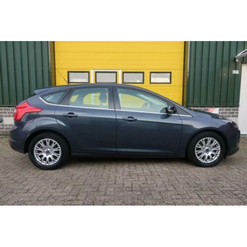 Ford Focus 1.6 EcoBoost Titanium 150 pk bj 2011