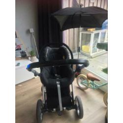 Grijze kinderwagen, maxicosi, reiswieg €150,-