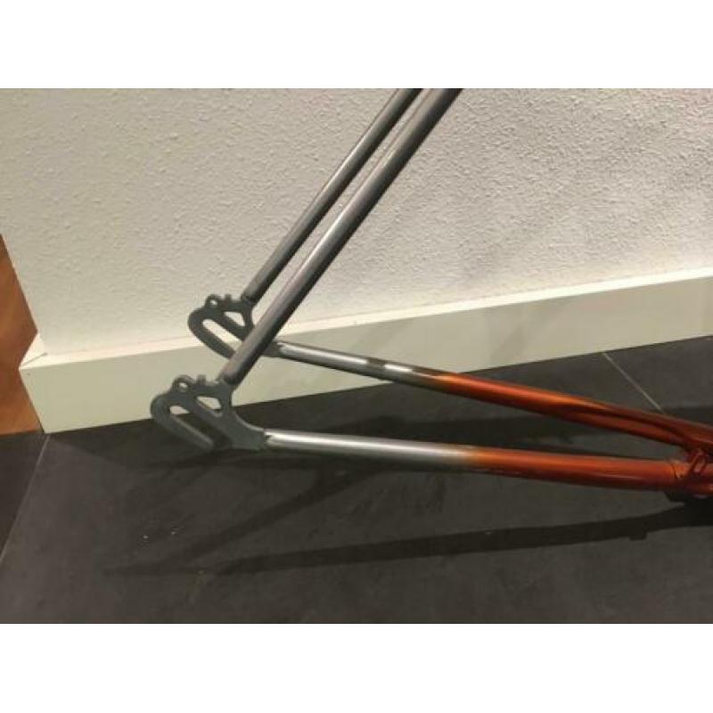 NOS sport herenframe +/- 1975