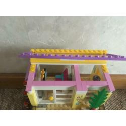 Te koop: Lego friends Stephanie’s strandhuis 41037