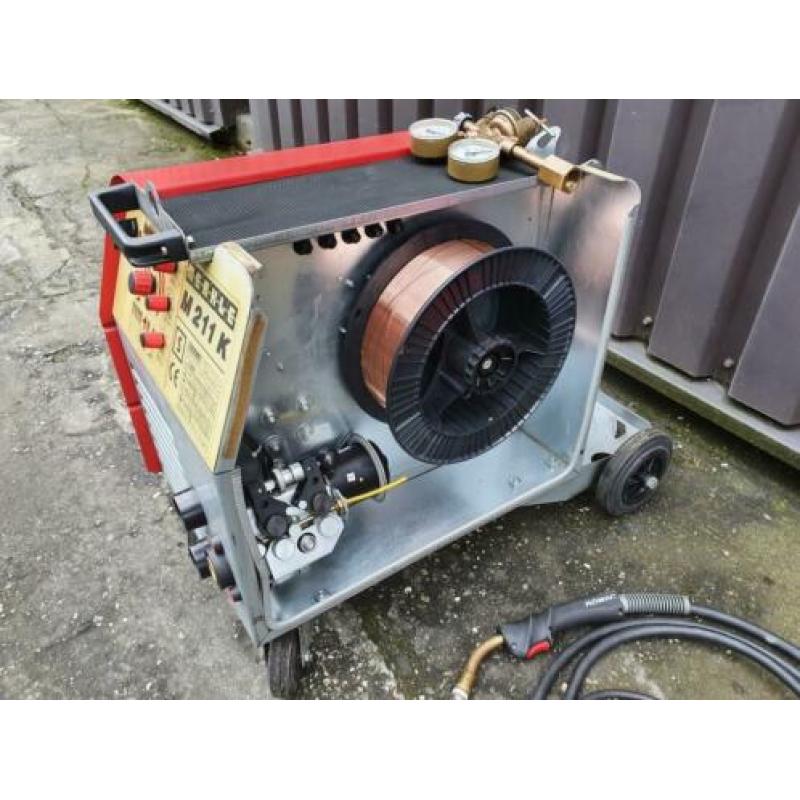 Merkle M211 K Mig mag lasapparaat op 400 volt en 230 volt