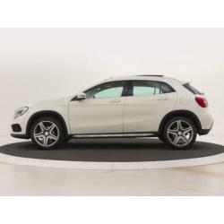 Mercedes-Benz GLA-Klasse 200 AMG Panorama-Schuifdak | Naviga