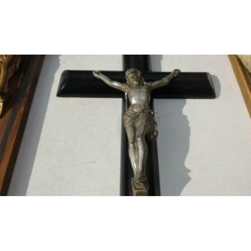 Kruisbeeld, crucifix, 2 stuks antiek E