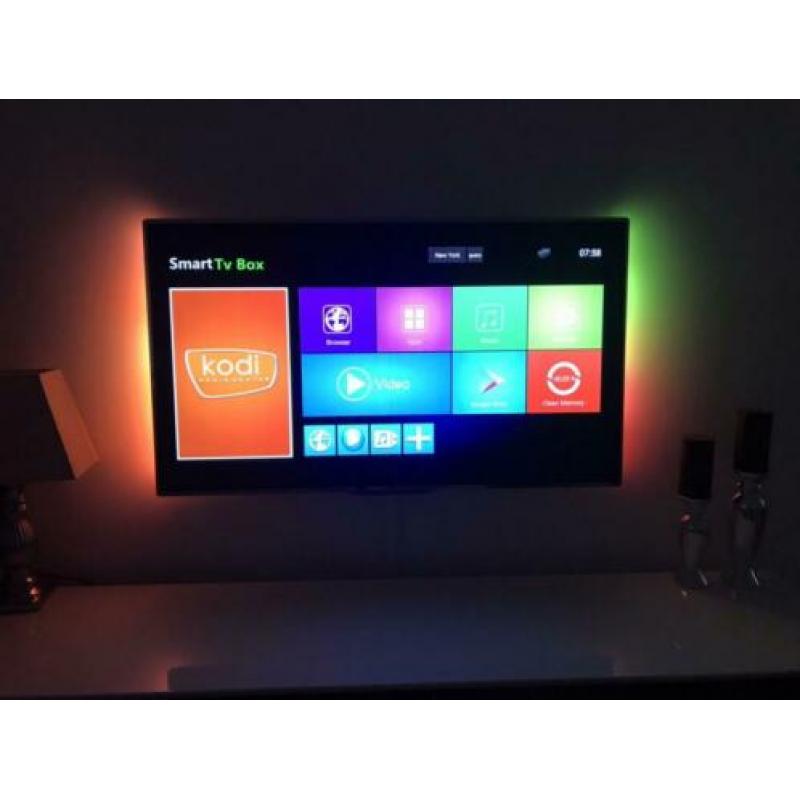 Philips 46PFL7007 Smart LED 3D TV Ambilight 46inch zilver