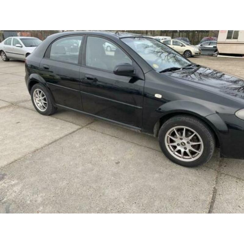 Daewoo Lacetti 1.6 HB 2004 Zwart