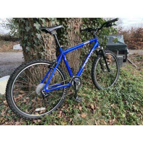 Kona Mountainbike maat M 170-180 Shimano Deore Triple 3 x 9