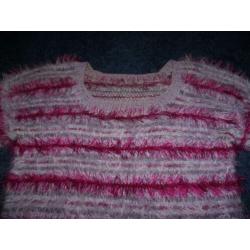 Te koop lila / cerise pluche wol / angora trui, handmade: M