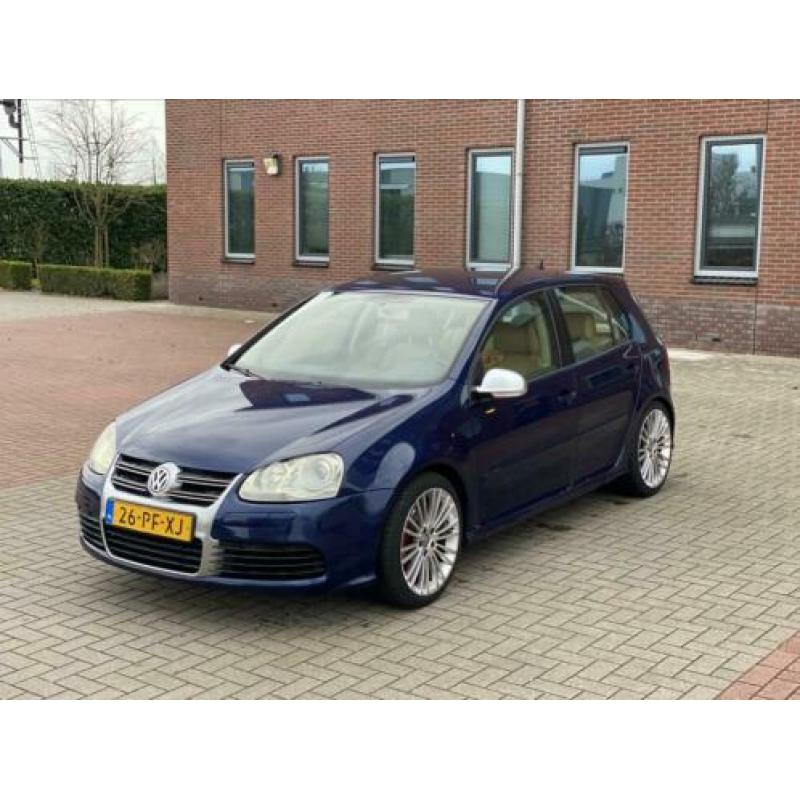 Volkswagen Golf 2.0 TDI 103KW 5D R32 DSG XENON NAP BOMVOL !