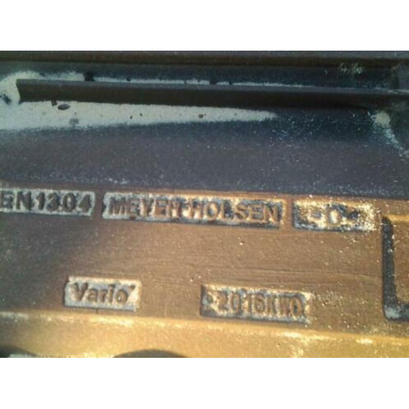 OVH holle dakpannen Meyer-Holsen 88 stuks € 0,45 p/st