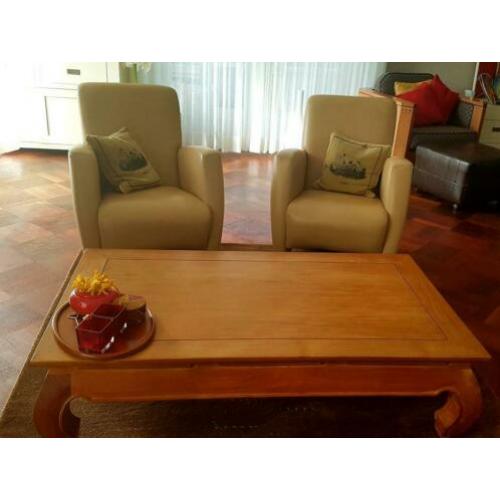 2 mooie licht beige leren fauteills ,perf.st