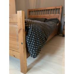 IKEA Bed Hemnes 140 x 200 €35 incl matras+topper zsm ophalen