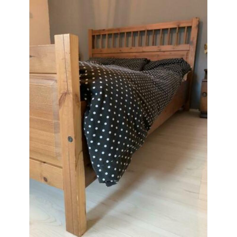 IKEA Bed Hemnes 140 x 200 €35 incl matras+topper zsm ophalen