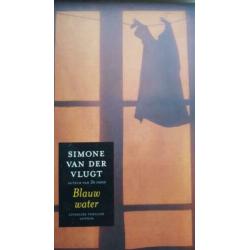 Simone van der Vlugt- Blauw water