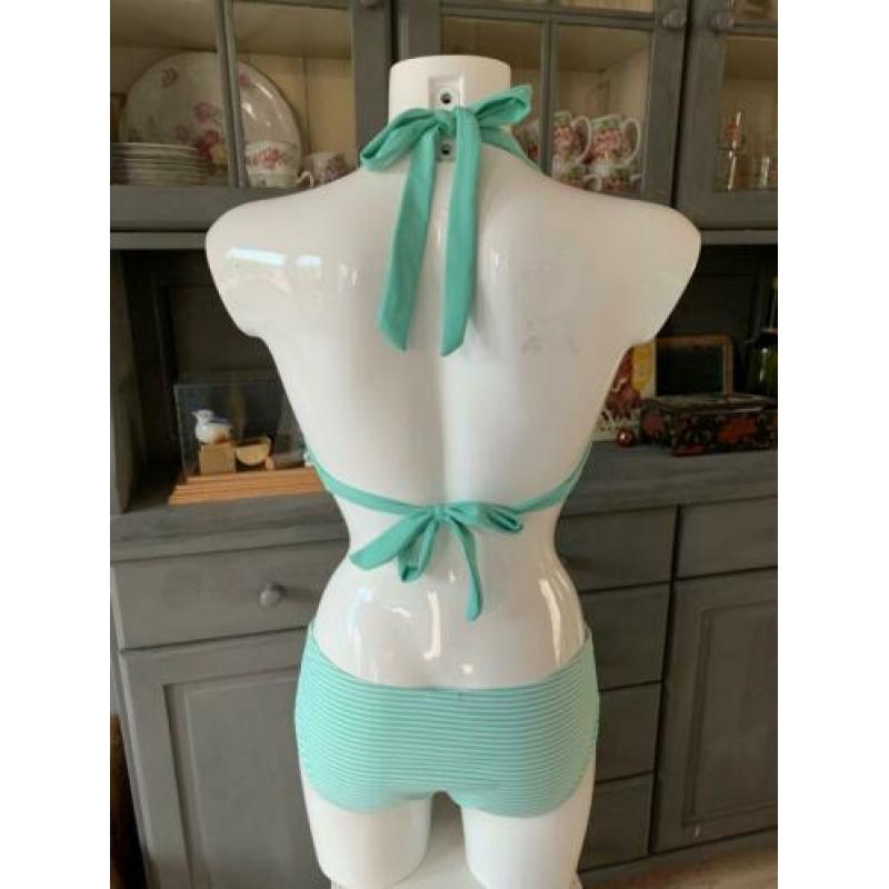 Bikini top van HM maat 75C