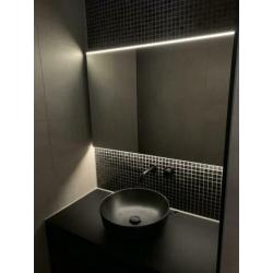 Badkamer spiegel met verwarming en licht dimbaar 100x70