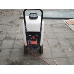 Electrische watertender/watertank.