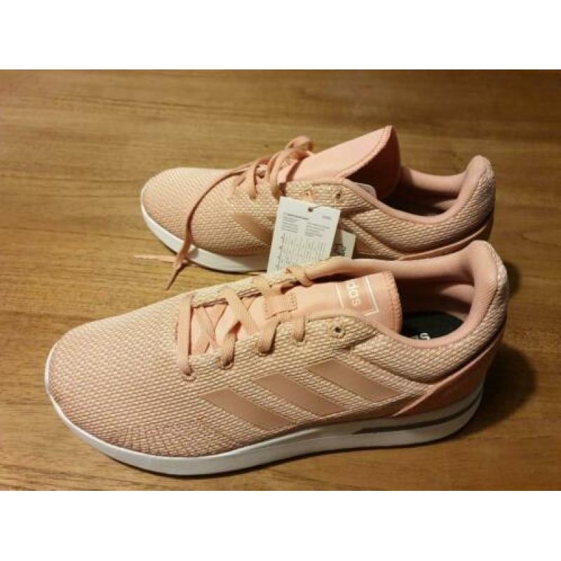 Adidas dames run70s sneakers Nieuw! Ongedragen