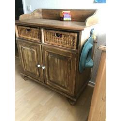Gave commode, incl mandjes, evt met ledikant