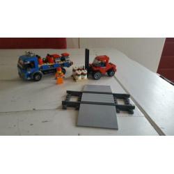 2 x Lego treinset incl station en veel rails