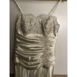 Trouwjurk maat 42