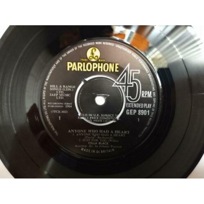 Cilla Black, EP Anyone who had a heart (Beatles related)